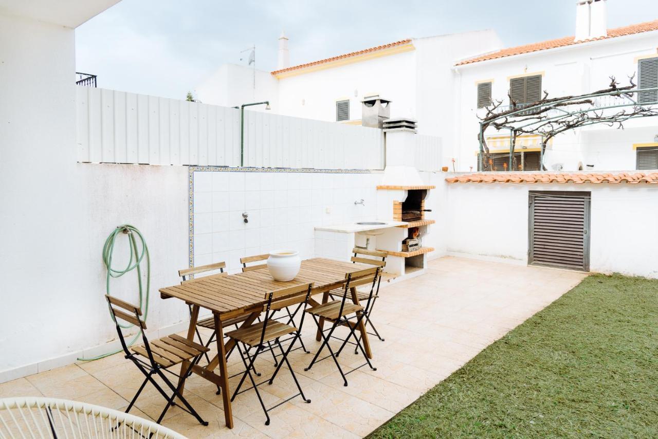 Altura Beach Villa By Gt House Bagian luar foto