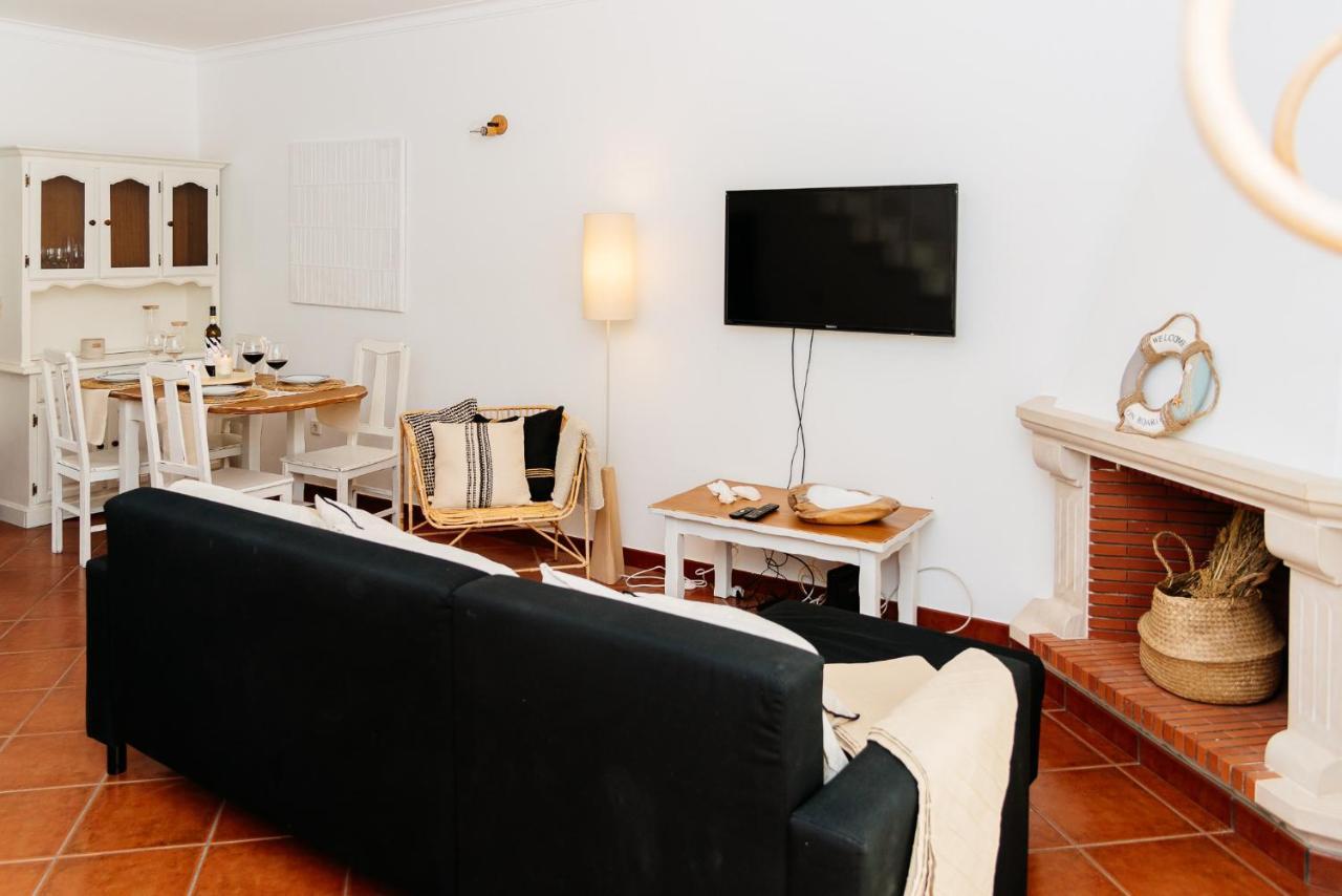 Altura Beach Villa By Gt House Bagian luar foto